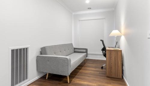 Chic New BBQ Bright Aircon WiFi Laundry Airport