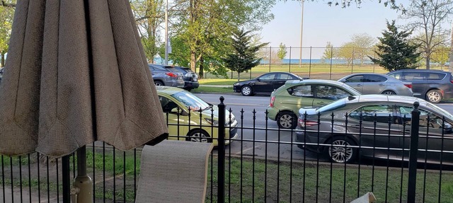 Chicago Lakefront Vacation Rental · Fire Pit Patio · Loyola Beach