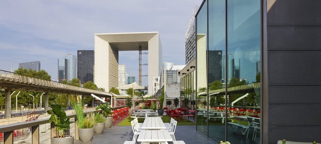 citizenM Paris la Défense