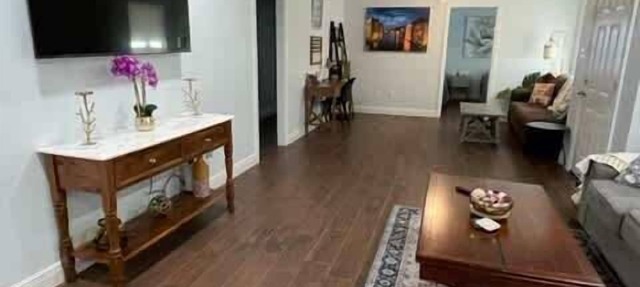 Close to LSU & Health District 3BR 2BA whole House