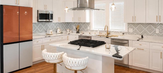 Coastal Stay 2 Modern Ocean View Apartments Walk to Beach 4 Free Parking Spaces