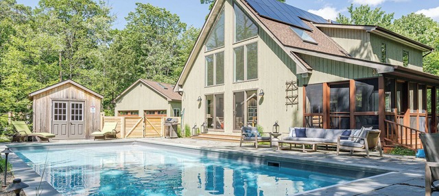 Cold Spring Mountain Retreat: Secluded Oasis