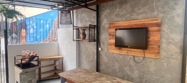 Colinna Hostel