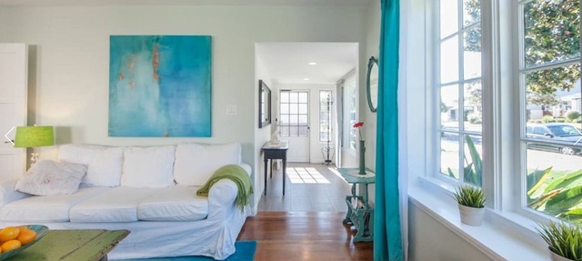Colorful Boutique 3 bedroom Home -Close to Beach - LMU- Near Golf Course - LAX
