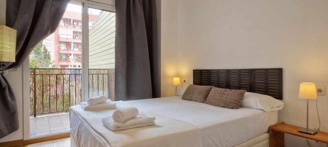 Comfortable 4 rooms 2Bath w balcony