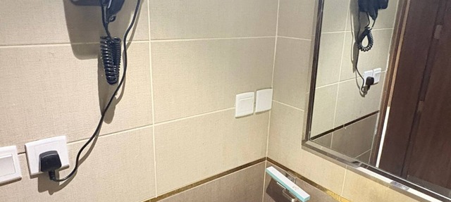 Comfortable hotel in beautiful Jeddah with refreshing AC