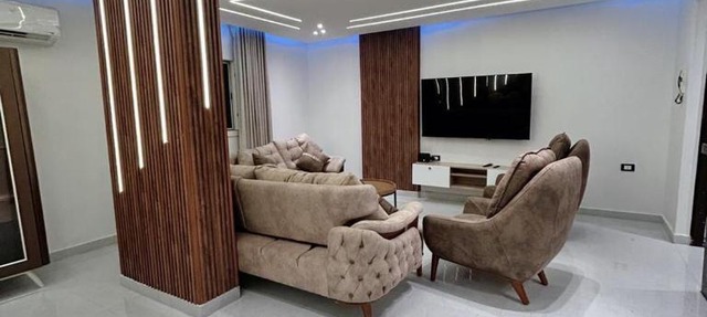 Comfy 2 bedrooms apartment in Cairo Sheraton, Airport