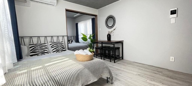 COMMA HOUSE Otsuka 202