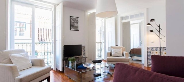 Correiros Duplex Deluxe Apartment