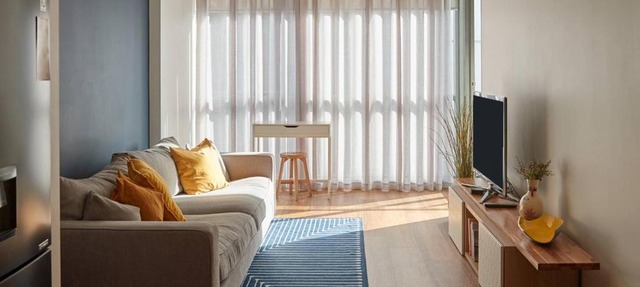 Cosmo Corner - Tranquil Vibes over South Melbourne