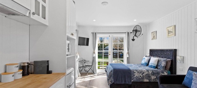 Cosy FarmStay@Harmony Cottage on Melbournes' Famous Mornington Peninsula