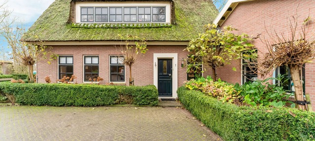 Cosy flat near the beaches