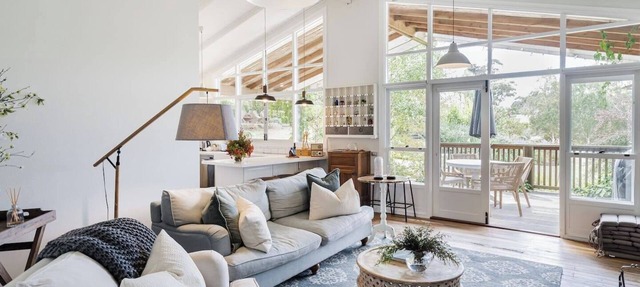 Cottage Enchantment A Blooming Couples Retreat