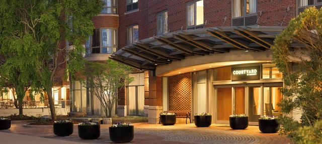 Courtyard by Marriott Boston Brookline