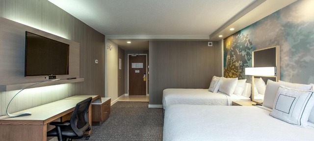 Courtyard by Marriott Montreal West Island/Baie D’Urfe
