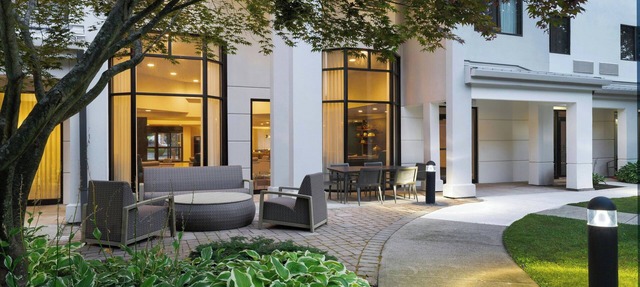 Courtyard By Marriott Danbury