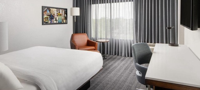 Courtyard by Marriott New Orleans Metairie