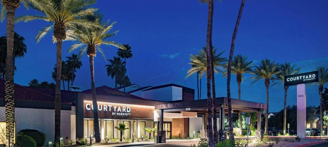Courtyard Phoenix North by Marriott