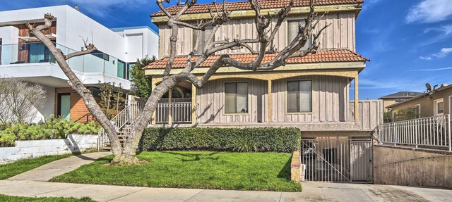 Cozy 1 Bedroom Condo with WiFi, AC in superb Santa Monica