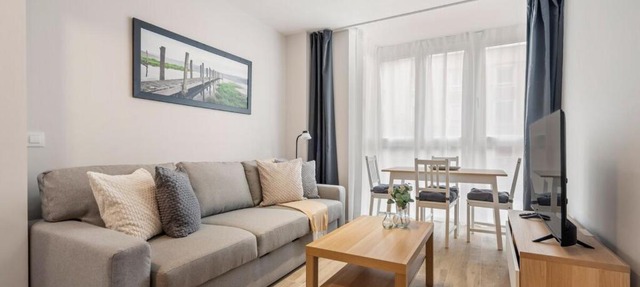 Cozy apartment in Puente de Toledo -2A