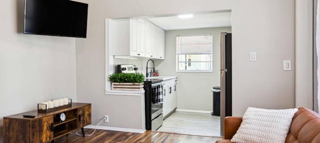 Cozy Bayshore - A Perfectly Located Paradise