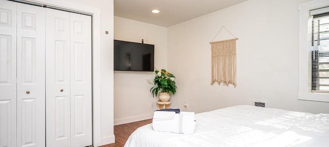 Cozy Bohemian 2 bed 1 Bath in Decatur