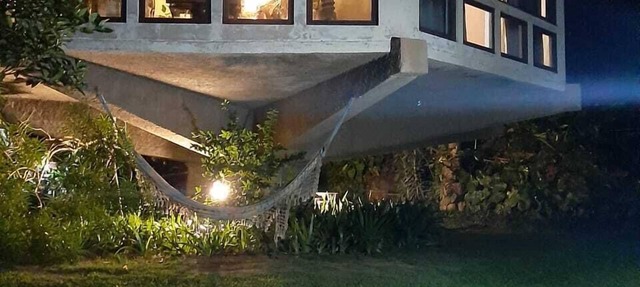 Cozy house, beautiful view, ideal for families and couples. OI FIBER INTERNET.
