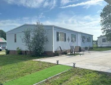 COZY & PRIVATE 10 MINUTES WAY FROM THE ORLANDO AIRPORT