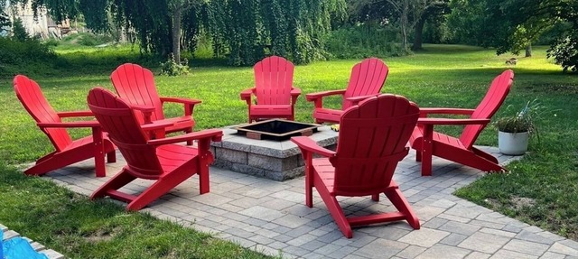 Cozy Scarborough home 2 miles from beaches