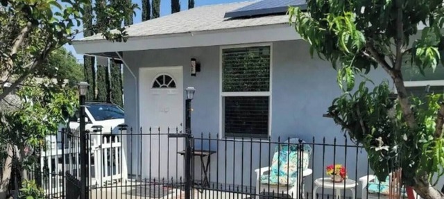 Cozy studio with private entrance in quiet neighborhood. Pet-Friendly.
