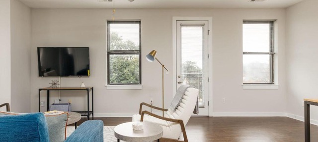 CozySuites Music Row Charming 2BR in Nasvhille! 40