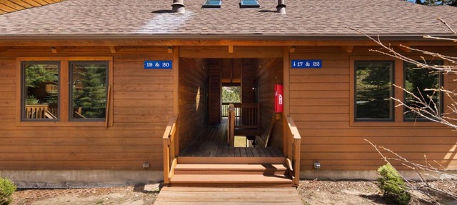 Creekside Suites 19 by Estes Park Condos