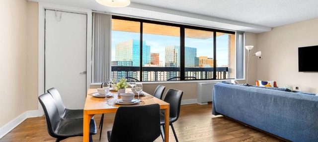 Crystal City Escape Stylish Apt Close to DC Airport