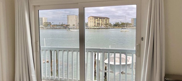 CWB Retreats at Bayside Villas - Bayside 8
