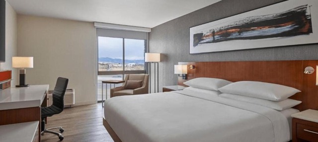 Delta Hotels by Marriott Denver Thornton