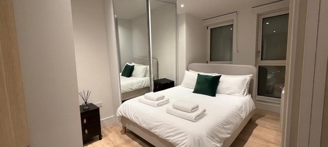Deluxe 2BR Flat with Cinema, Gym, Parking & Games
