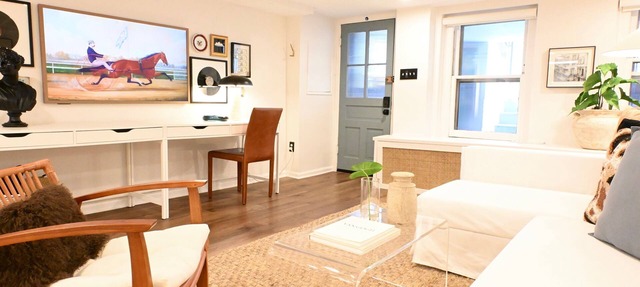 Designer Capitol Hill Guesthouse—Prime Location, Walkable + Free Parking