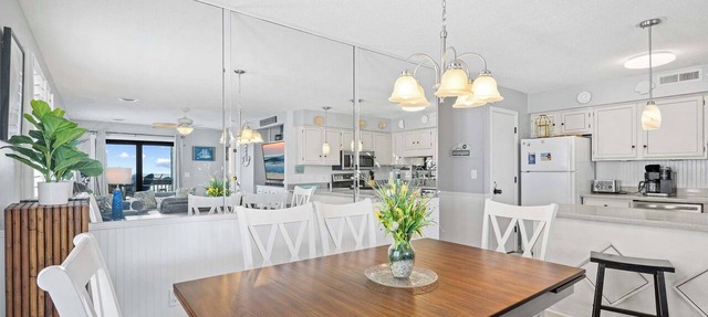 Direct Ocean Front 3BR/2BA Dog Friendly *OCEANFRONT*