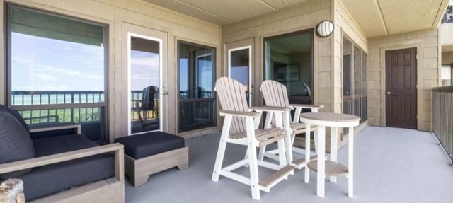 Direct Oceanfront Seaside Retreat Close to Vilano. St Augustine, Amazing Views