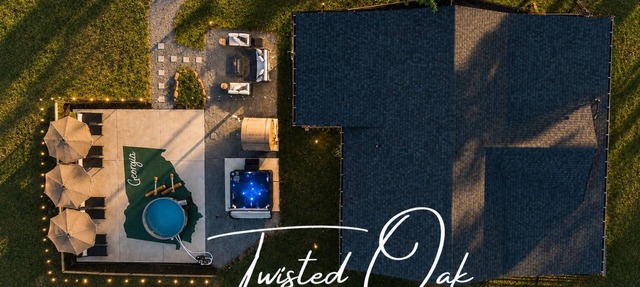 Discover Elevated Wellness Pool Sauna Hot-Tub Mountain Views Secluded