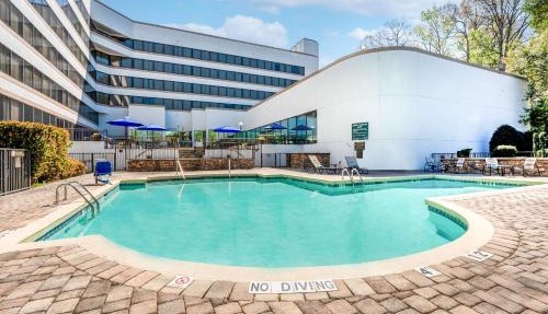 DoubleTree by Hilton South Charlotte Tyvola