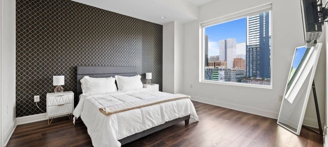 Downtown | Luxury 2BD Apt. | Pool | Gym | Great Views