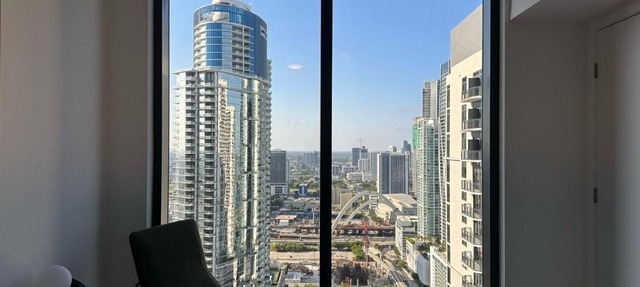 Downtown Miami view - 38th floor gem