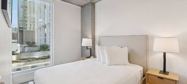 Downtown Phoenix Stay Near Convention Center, ASU & Top City Attractions