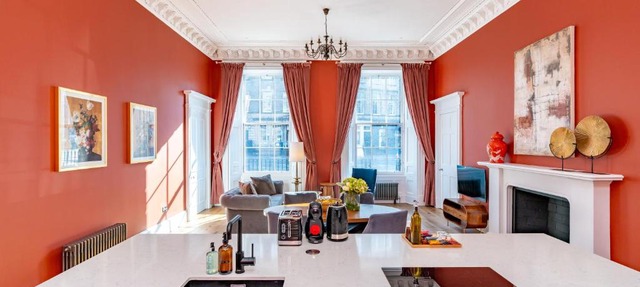 Dragon Suites Luxury Apartments at 9 Albyn Place