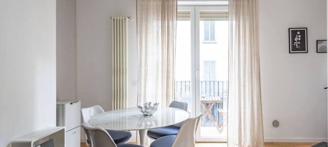 Easylife - Sophisticated studio with balcony in the heart of Porta Venezia