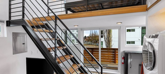 Echo Loft: A Modern Escape