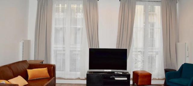 Elégant appartement dans le quartier Concorde à Paris