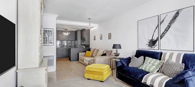 Elegant 2BR Flat by the Champs-Elysees