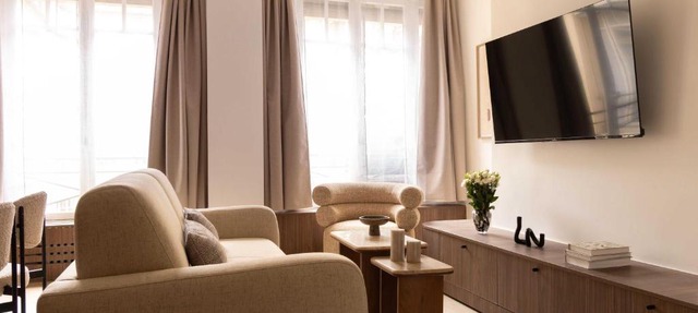 Elegant apartment - AC- 2BR-6P- Madeleine